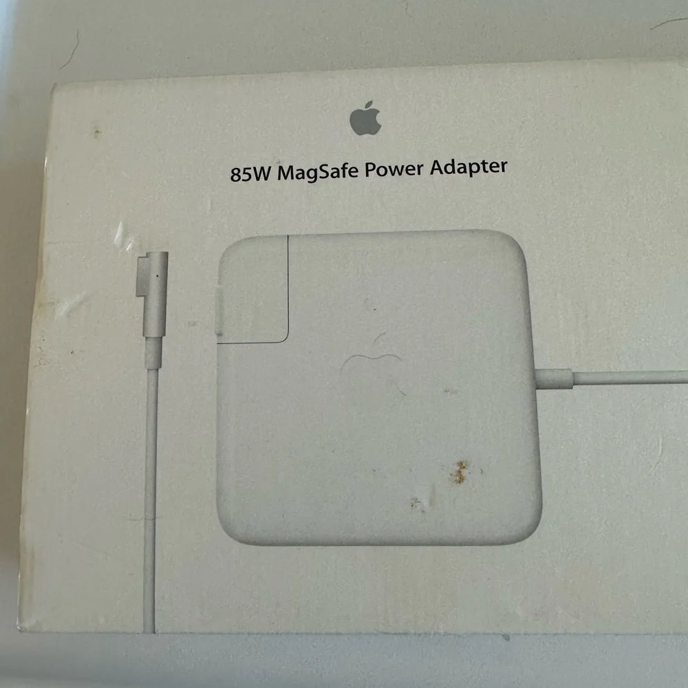 85W Mag Safe Power Adapter Apple